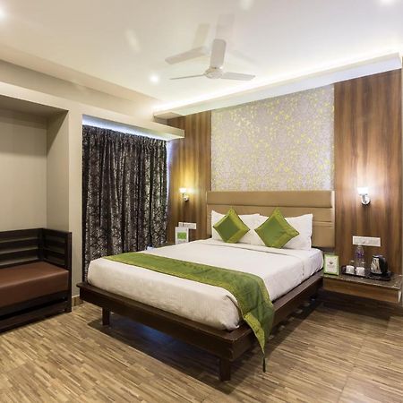 Treebo Trend Berrys Boutique Madurai Hotel Exterior photo