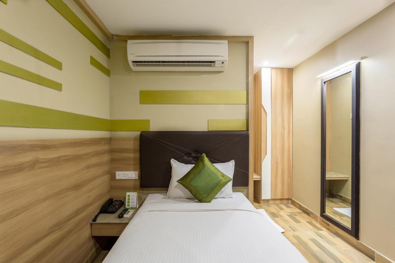 Treebo Trend Berrys Boutique Madurai Hotel Exterior photo